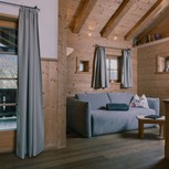 Gemütliche Sitzecke im Chalet, Puradies Leogang