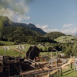 Abenteuerspielplatz mit Rutschen und Bergblick, Puradies Leogang