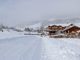 Präparierte Skipiste zum Hotel, Naturresort Puradies Leogang